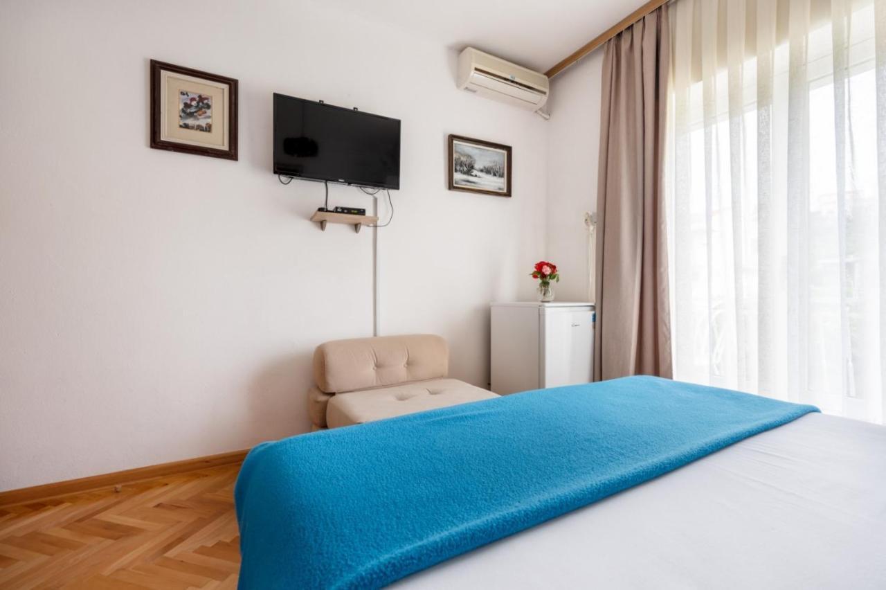 Apartments And Rooms Lotus 内乌姆 外观 照片