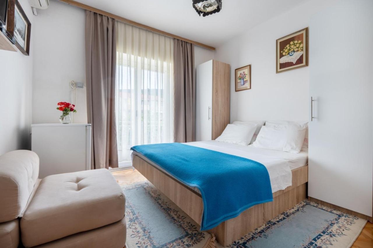 Apartments And Rooms Lotus 内乌姆 外观 照片